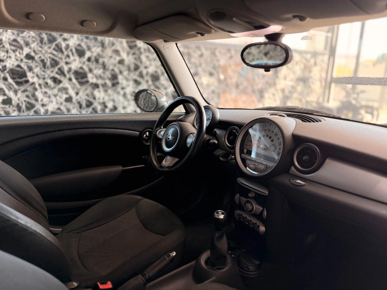 Mini 1.6 16V Cooper D 50 Mayfair