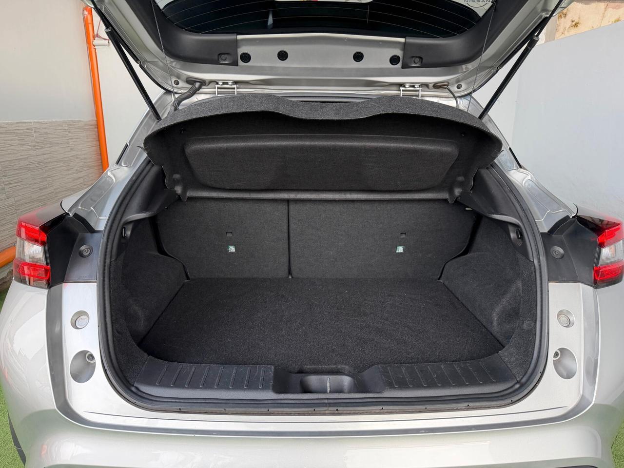 Nissan Juke 1.0 DIG-T 114 CV Business