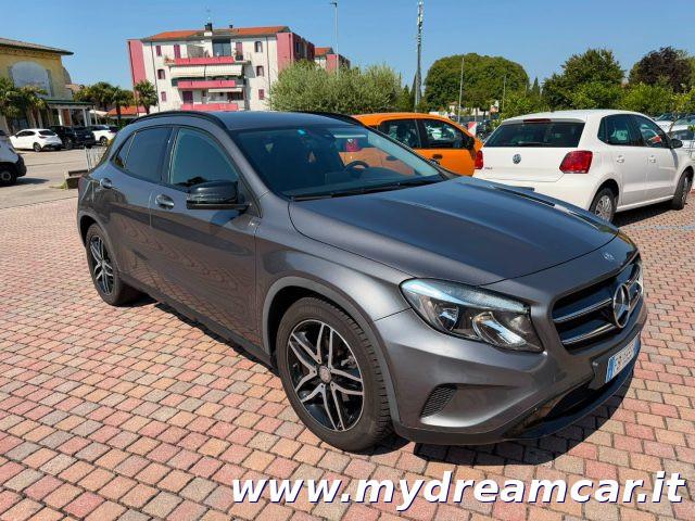 MERCEDES-BENZ GLA 200 d Automatic Sport