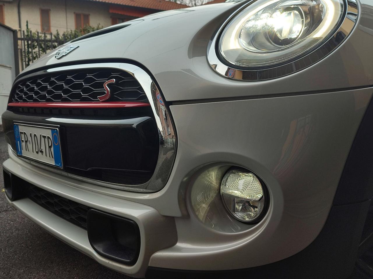 Mini 2.0 Cooper SD aut. Hype 5 porte Pack Works