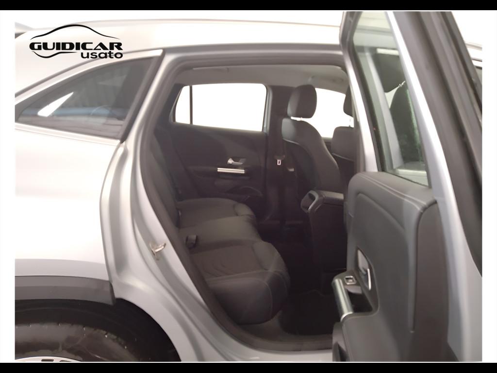 Mercedes-Benz GLA-H247 2023 - GLA 180 d Progressive Advanced auto