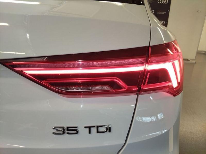 Audi Q3 Q3 35 TDI S tronic Business Advanced