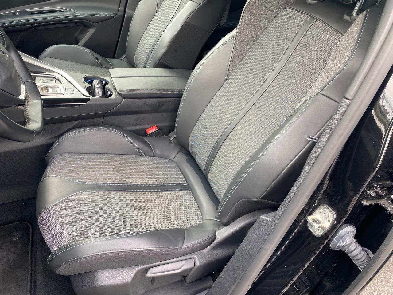 Peugeot 5008 1.5 130 Cv EAT8 Allure Pack