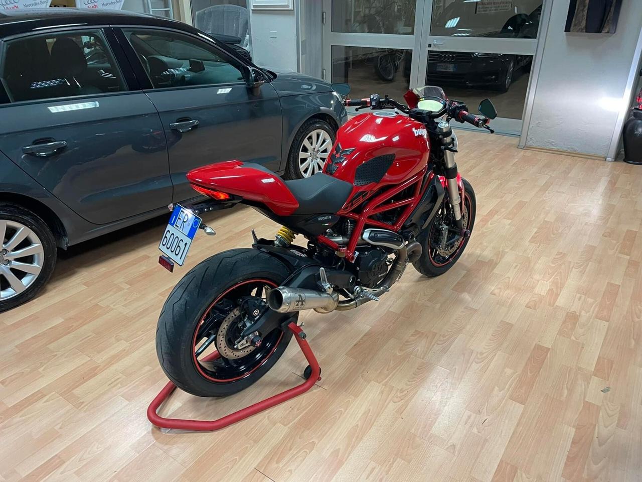 Ducati Monster 797