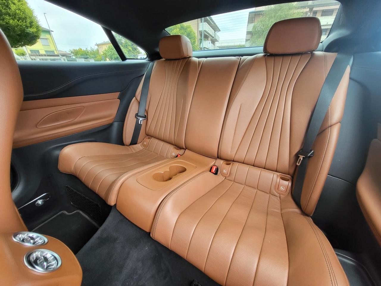 Mercedes-benz E 220 E 220 d 4Matic Business Sport