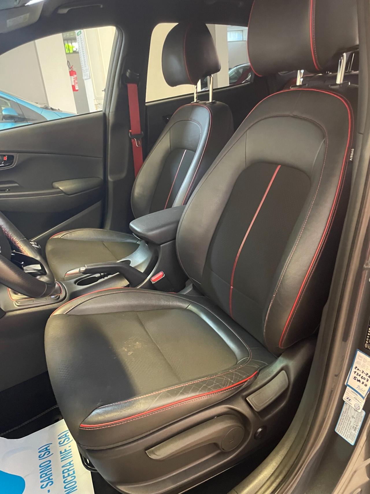 Hyundai Kona 1.6 115 CV CRDI Xpossible FULL OPTIONAL ! TAGLIANDATA NEOPATENTATI