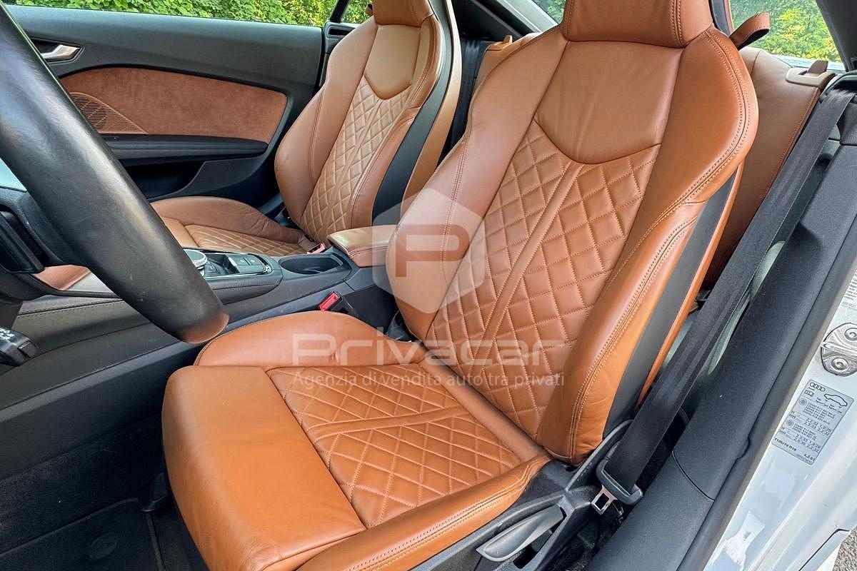 AUDI TT Coupé 2.0 TFSI quattro S tronic S line