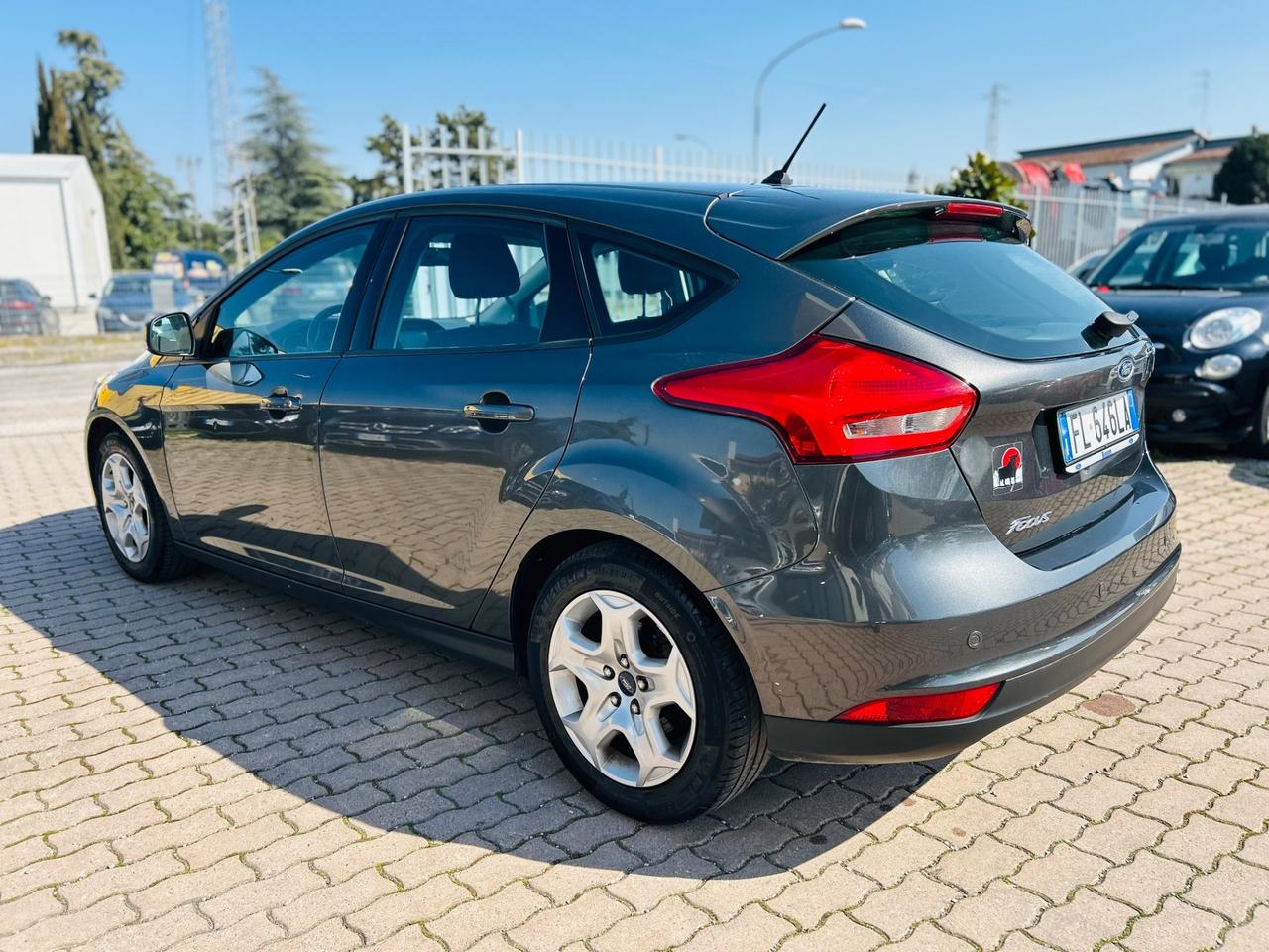 Ford Focus 1.6 120 CV GPL Titanium