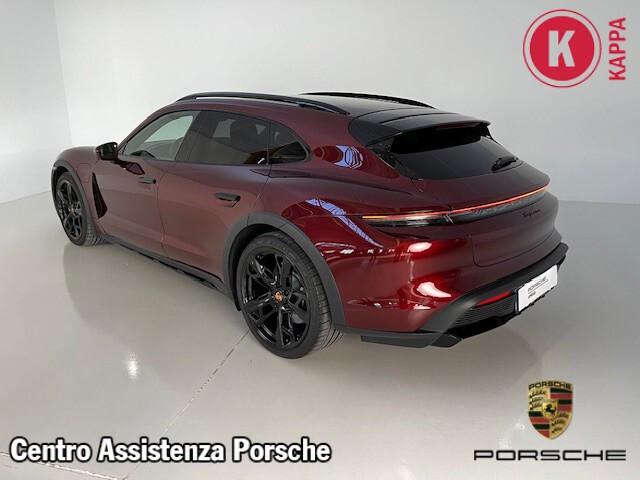 Porsche Taycan 4 Cross Turismo