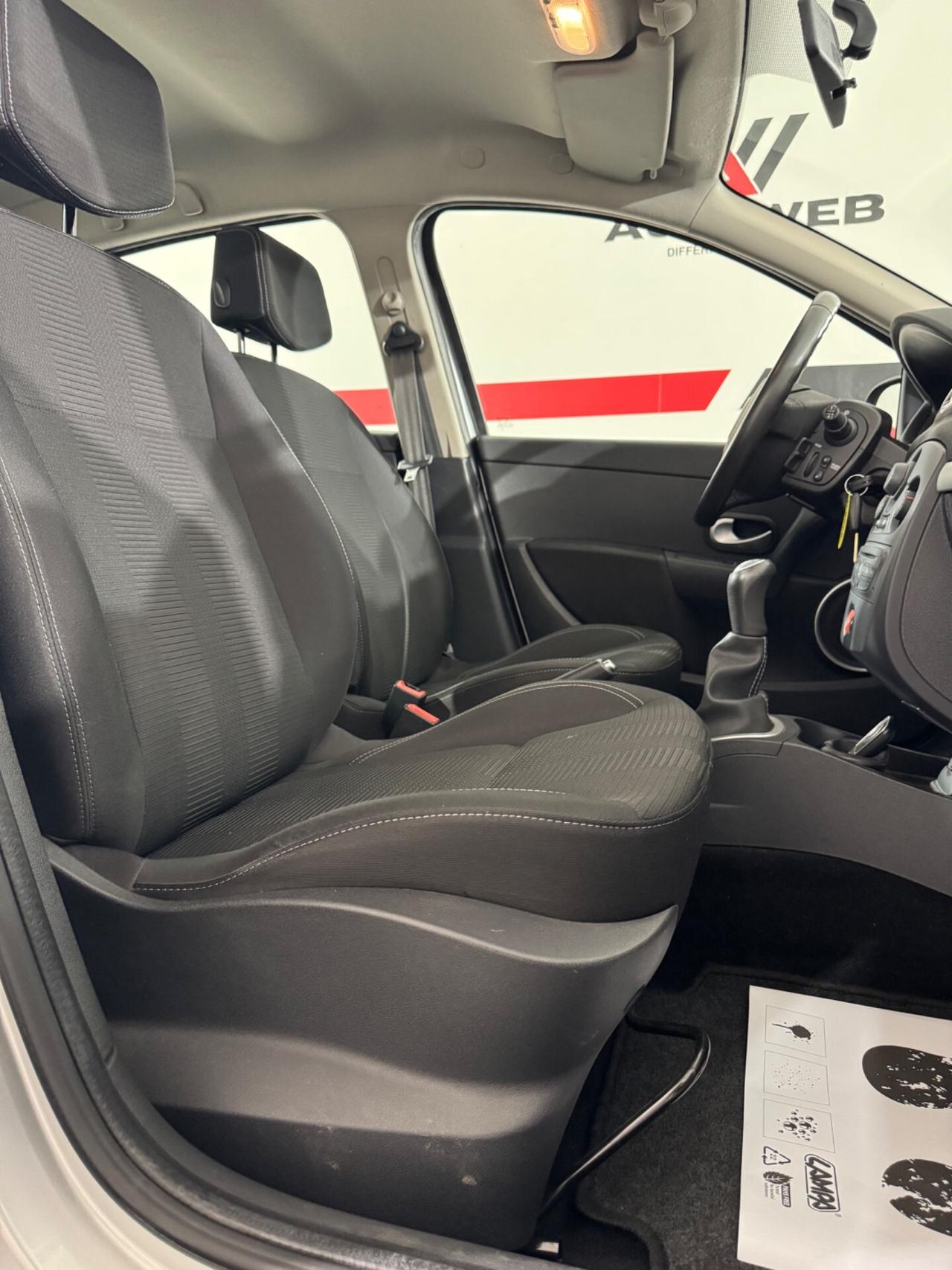 Renault Clio 1.2 16V 5 porte Dynamique* SOLO 39000 KM*