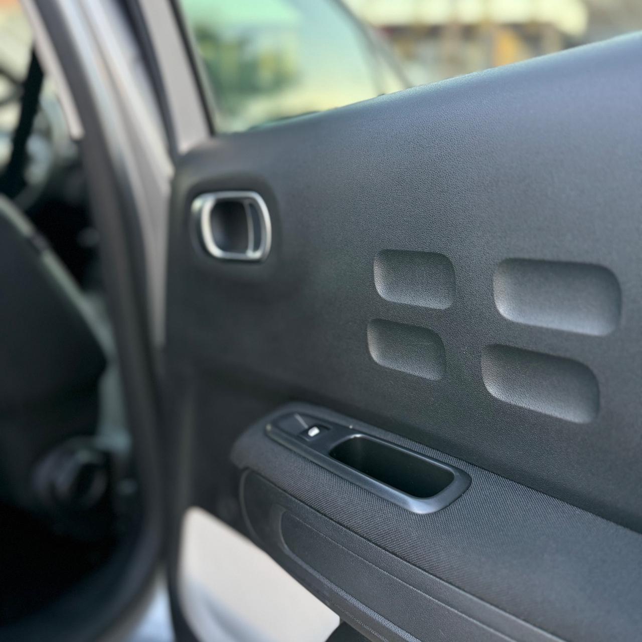 Citroen C3 BlueHDi 100 S&S Shine Pack