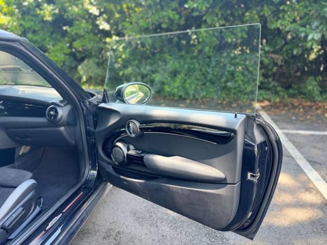 Mini Mini IV F56 2021 3p 2.0 Cooper S JCW auto