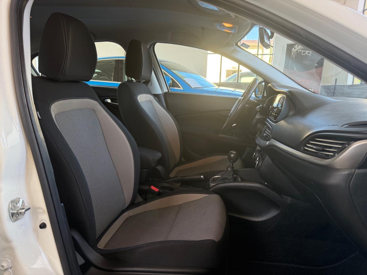 Fiat Tipo 1.4 4 porte Easy UNICOPROP DISTRIB E FRIZ NUOVE