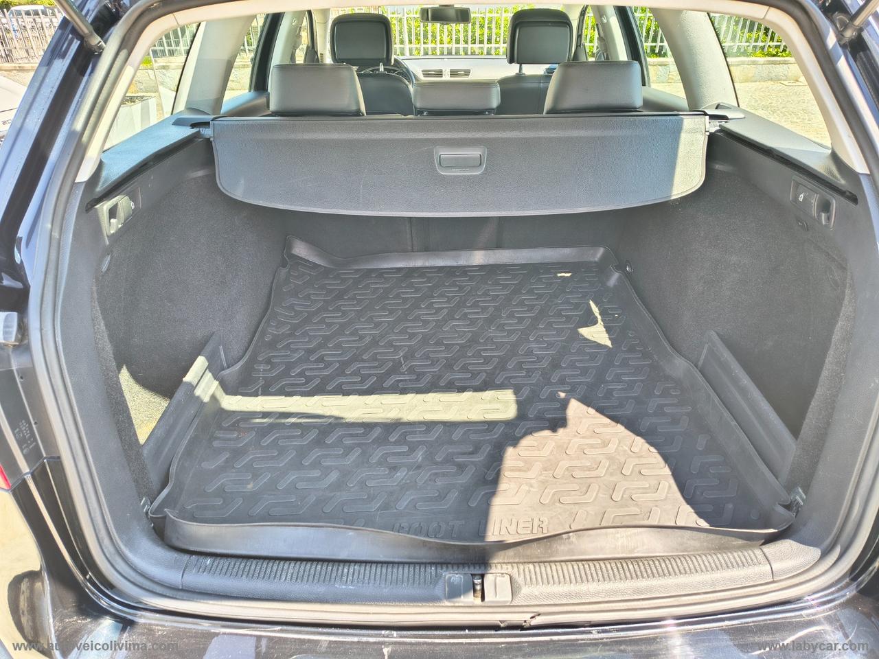 VOLKSWAGEN Passat Var. 2.0 TDI Highline BlueM.Tech