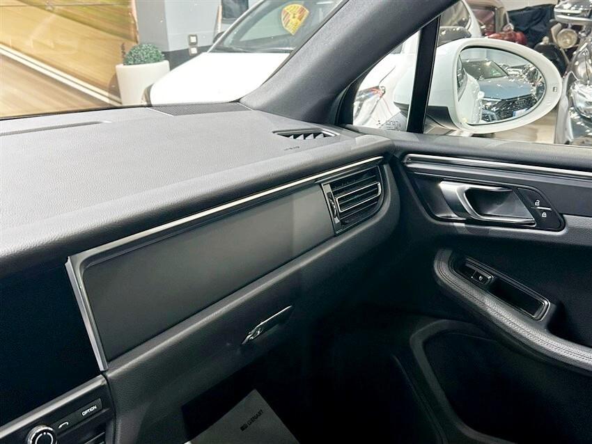 Porsche Macan 2.0
