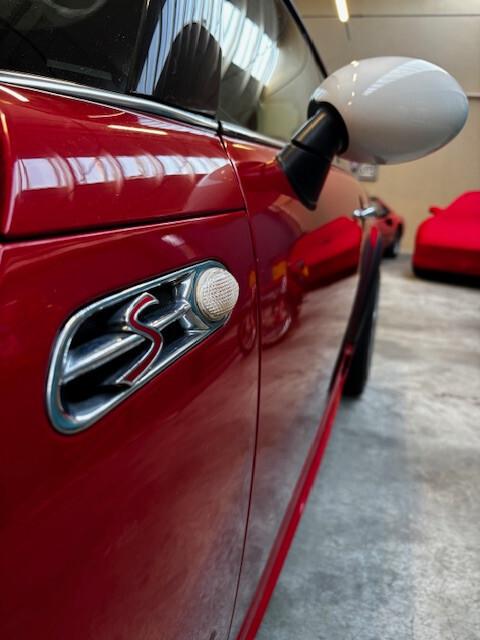 Mini 1.6 16V Cooper S - John Cooper WORKS