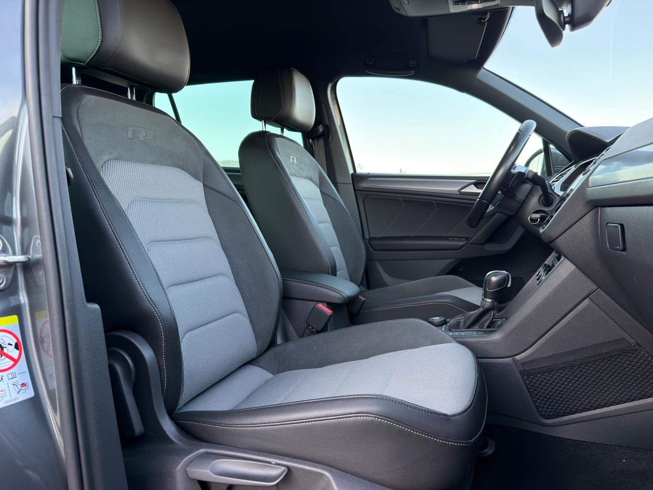 Volkswagen Tiguan 2.0 TDI 150cv DSG 4MOTION R-Line