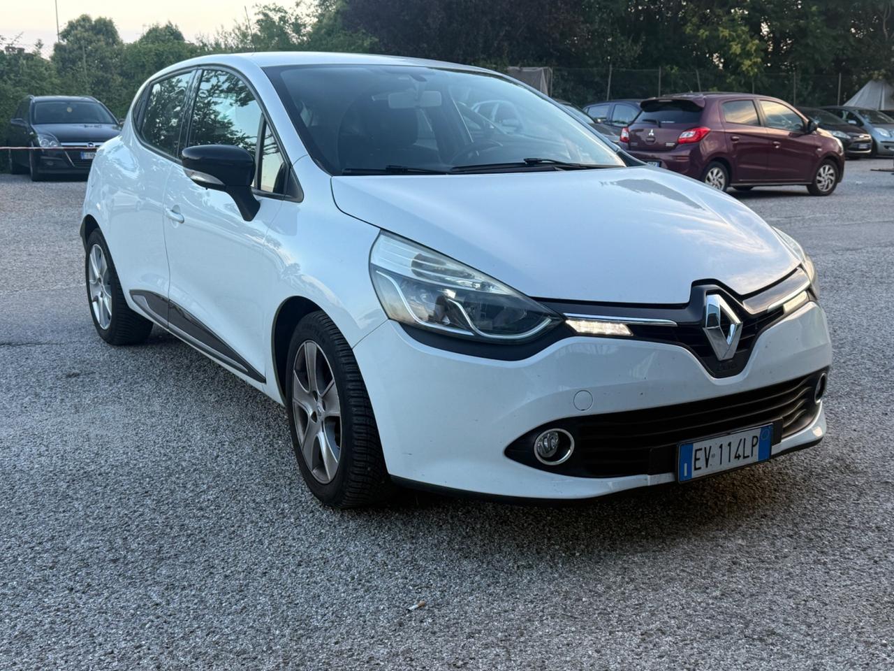 Renault Clio 1.2 75CV 5 porte Wave