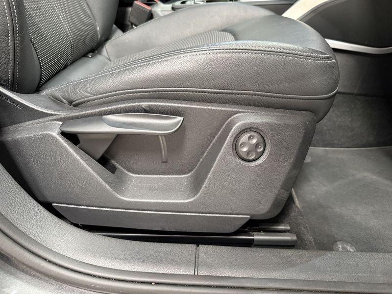 Audi Q2 Q2 35 TDI S-Tronic S-Line Edition