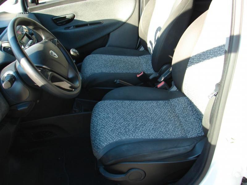 Lancia Ypsilon 1.0 FireFly Hybrid Ecochic Silver *NEOPATENTATI*UNIPRO*