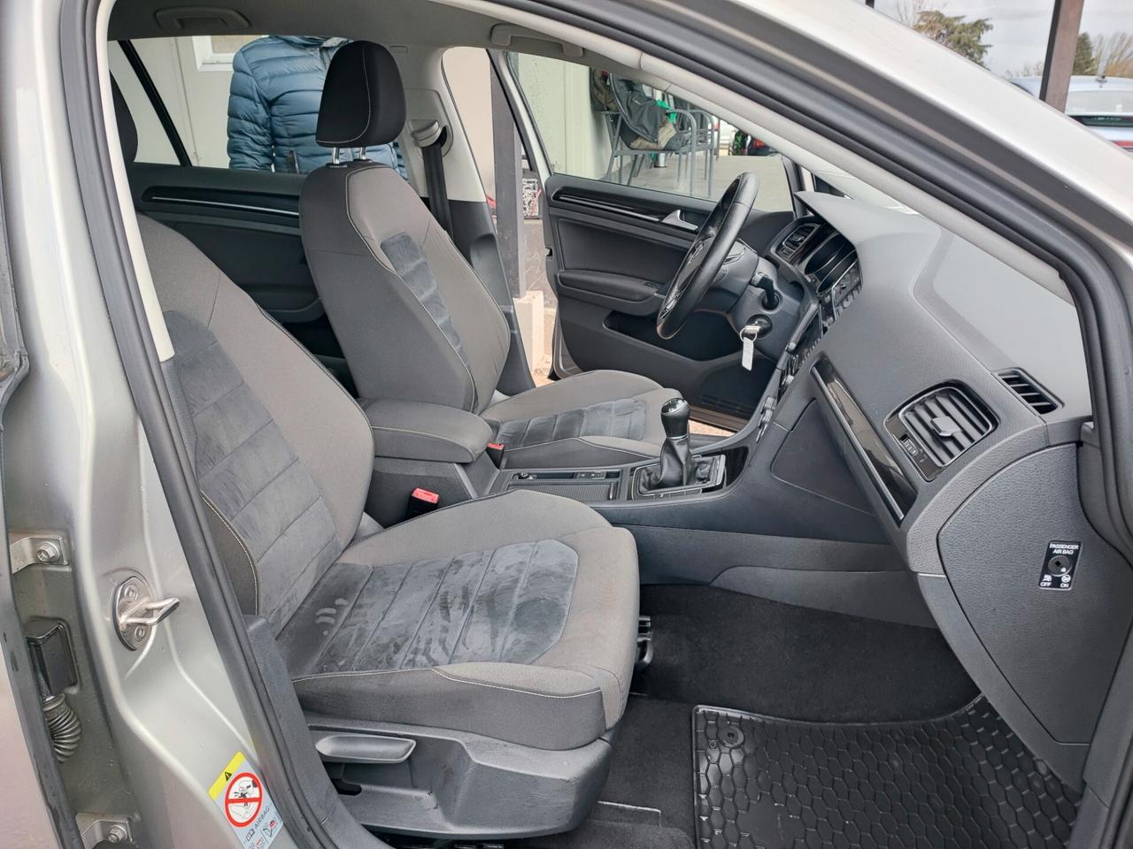 Volkswagen Golf 1.6 TDI 5p. Highline BlueMotion Technology