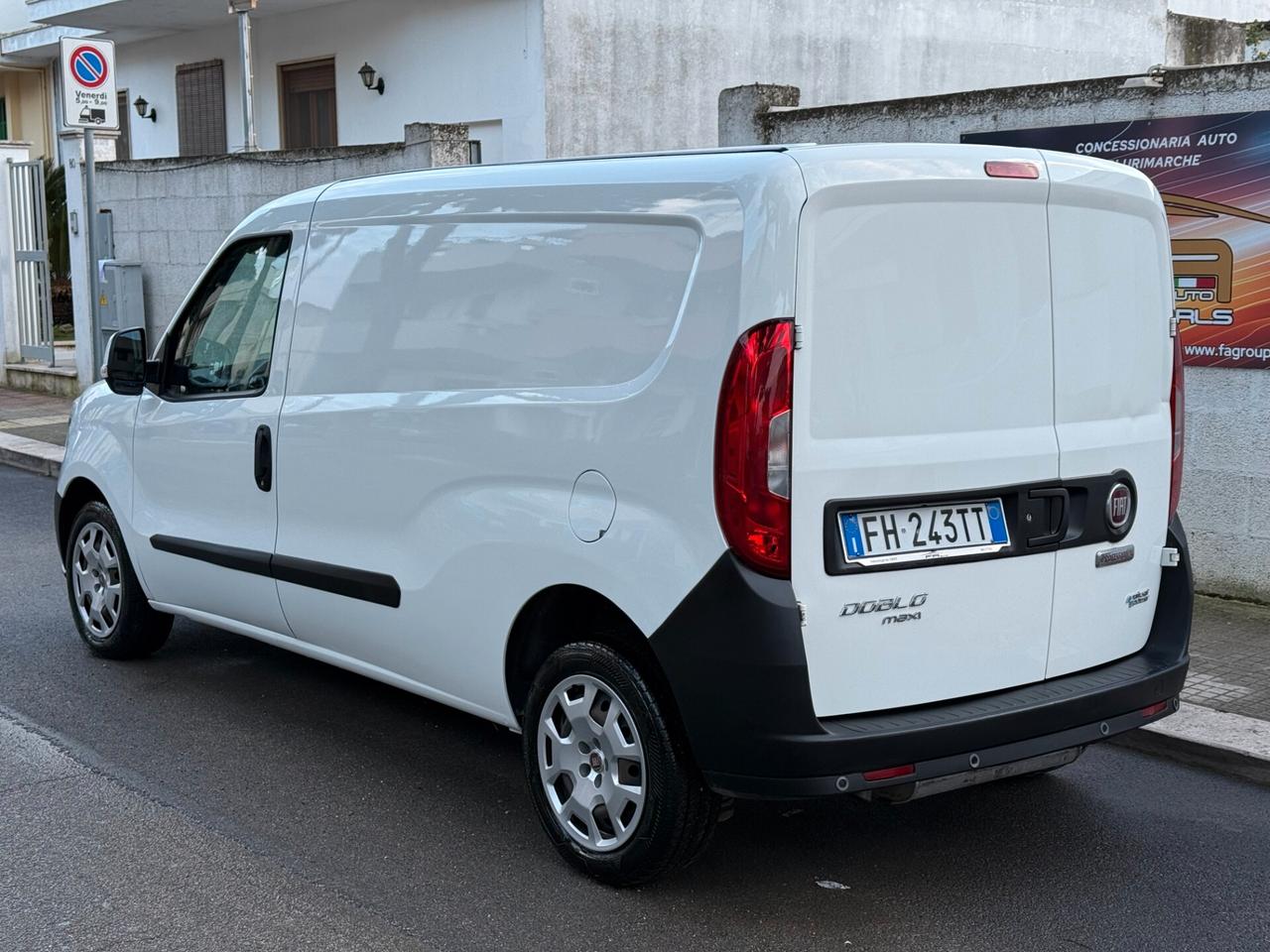 Fiat Doblo 1.4 T-Jet *MAXI 3POSTI COIBENTATO 2017