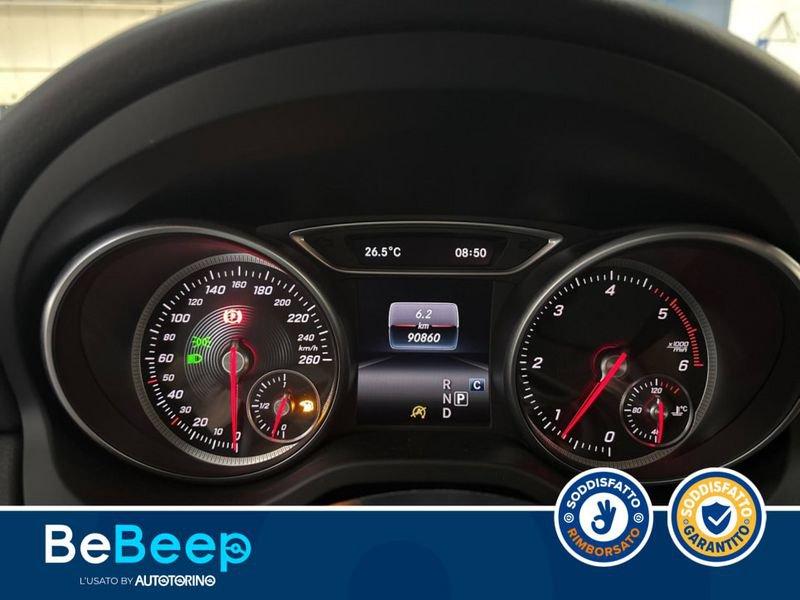 Mercedes-Benz GLA 200 D SPORT 4MATIC AUTO