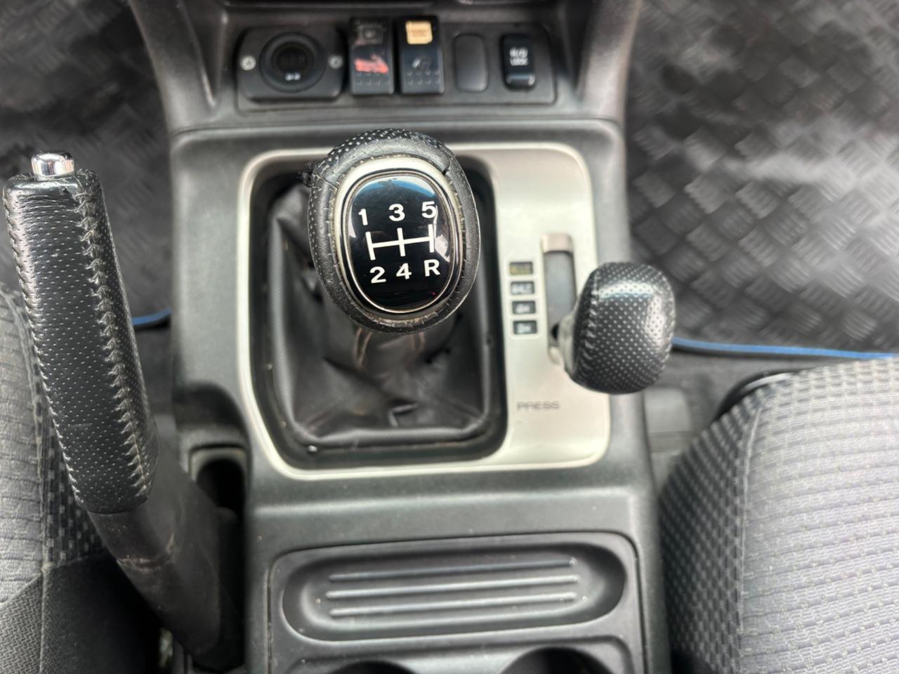 Mitsubishi Pajero GLS 2.5 TDI 3p. 116 CV