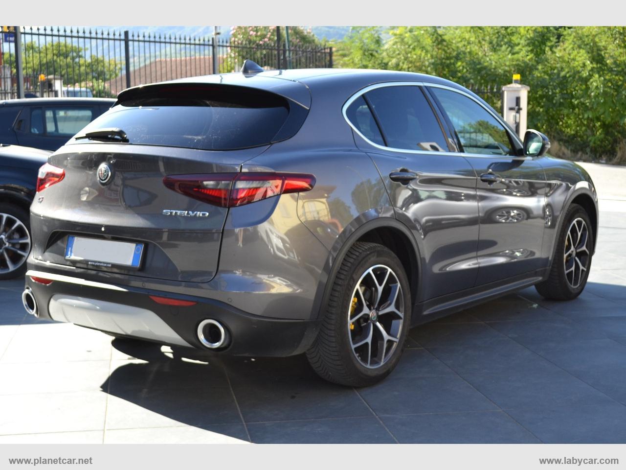 ALFA ROMEO Stelvio 2.2 T.diesel 210 CV AT8 Q4 Exec.