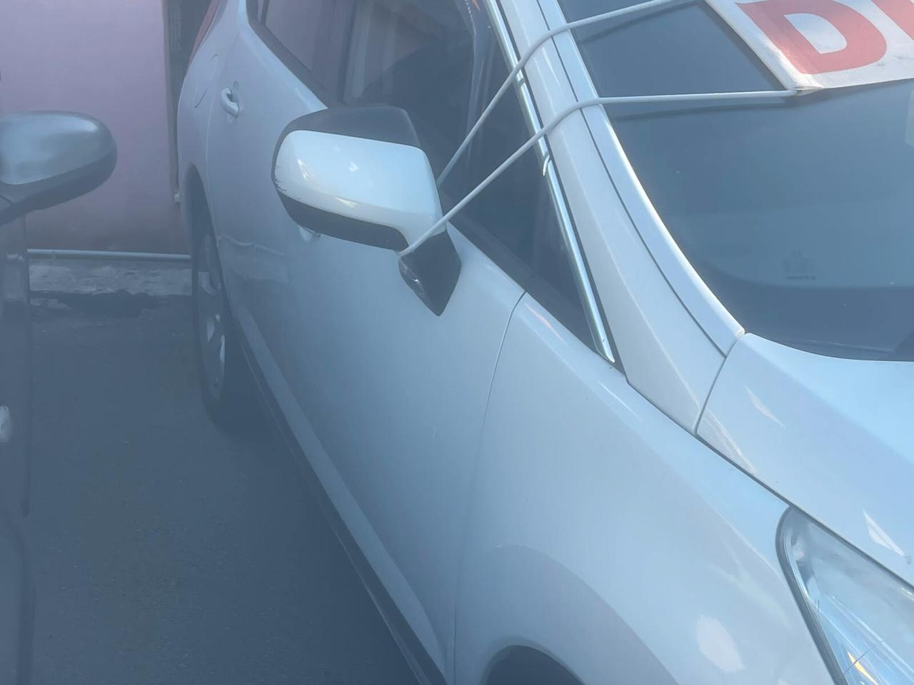 Peugeot 3008 1.6 HDi 112CV Tecno