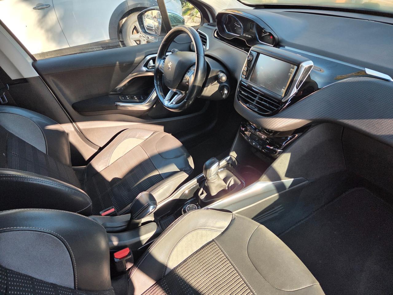 Peugeot 2008 1.6 e-HDi 92 CV Stop&Start Allure