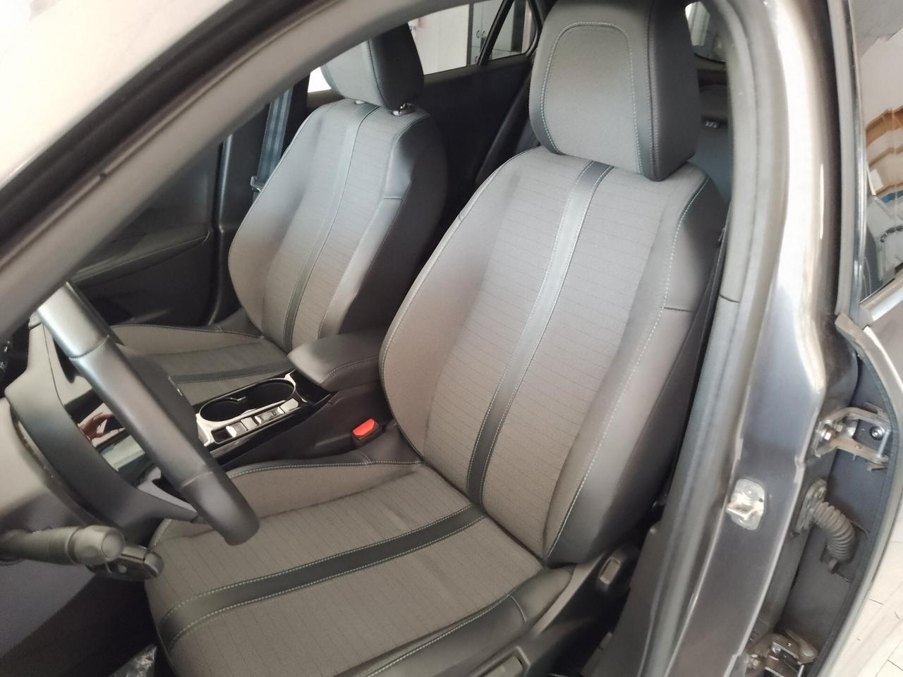 Peugeot 2008 PureTech 100 S&S Allure