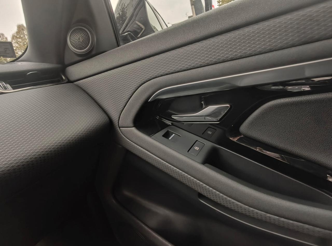 Land Rover Range Evoque 2.0D I4 163 CV R-Dynamic S