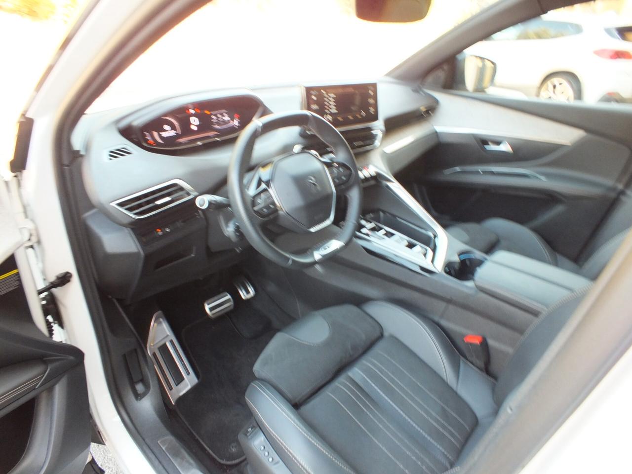 Peugeot 3008 BlueHDi 130 S&S EAT8 GT
