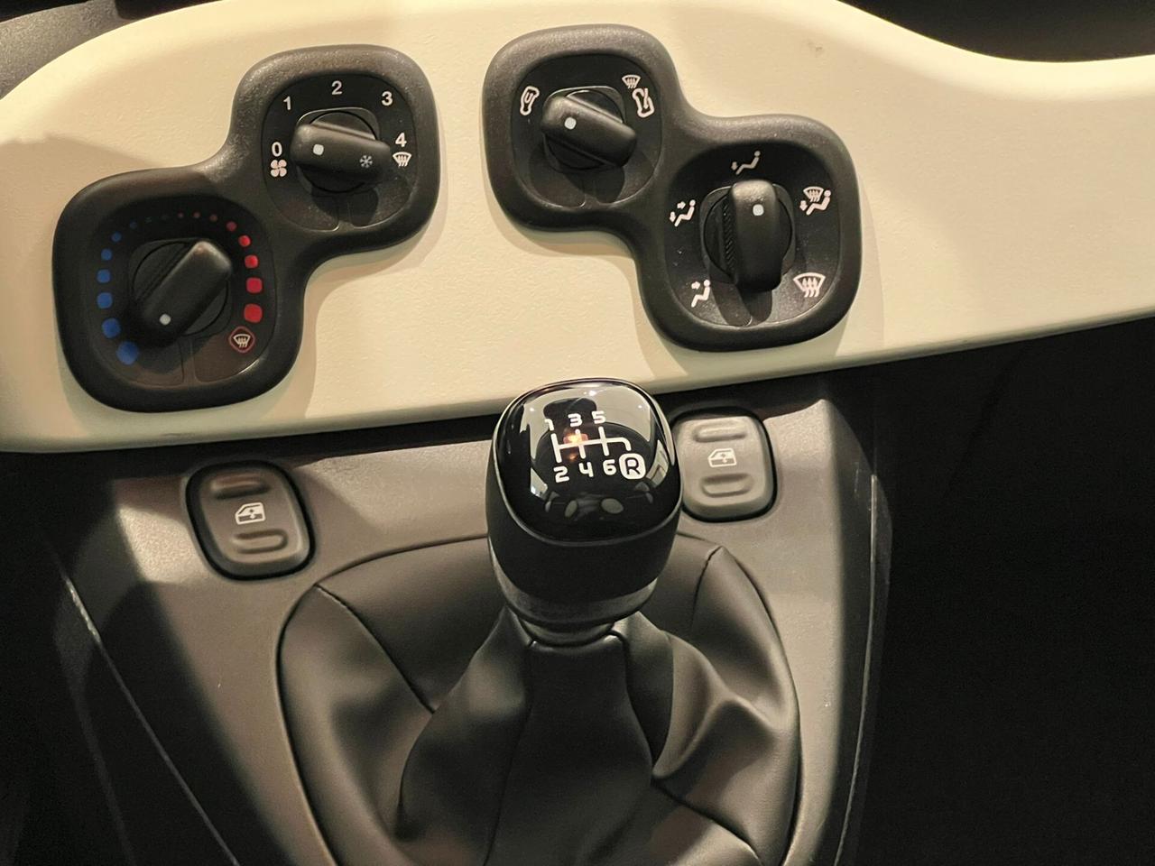 Fiat Panda PANDINA 1.0 HYBRID 70CV NUOVA 2025