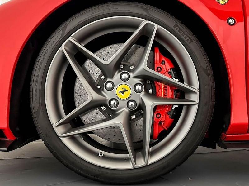 Ferrari F8 Tributo Coupé V8 670cv
