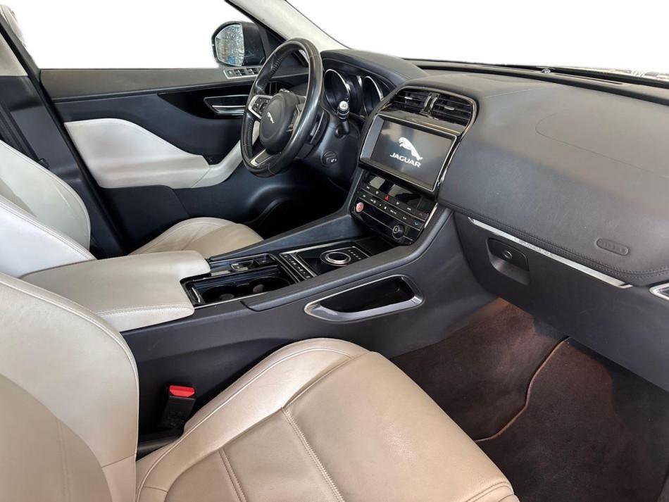 Jaguar F-Pace 2.0 D I4 Prestige AWD Auto