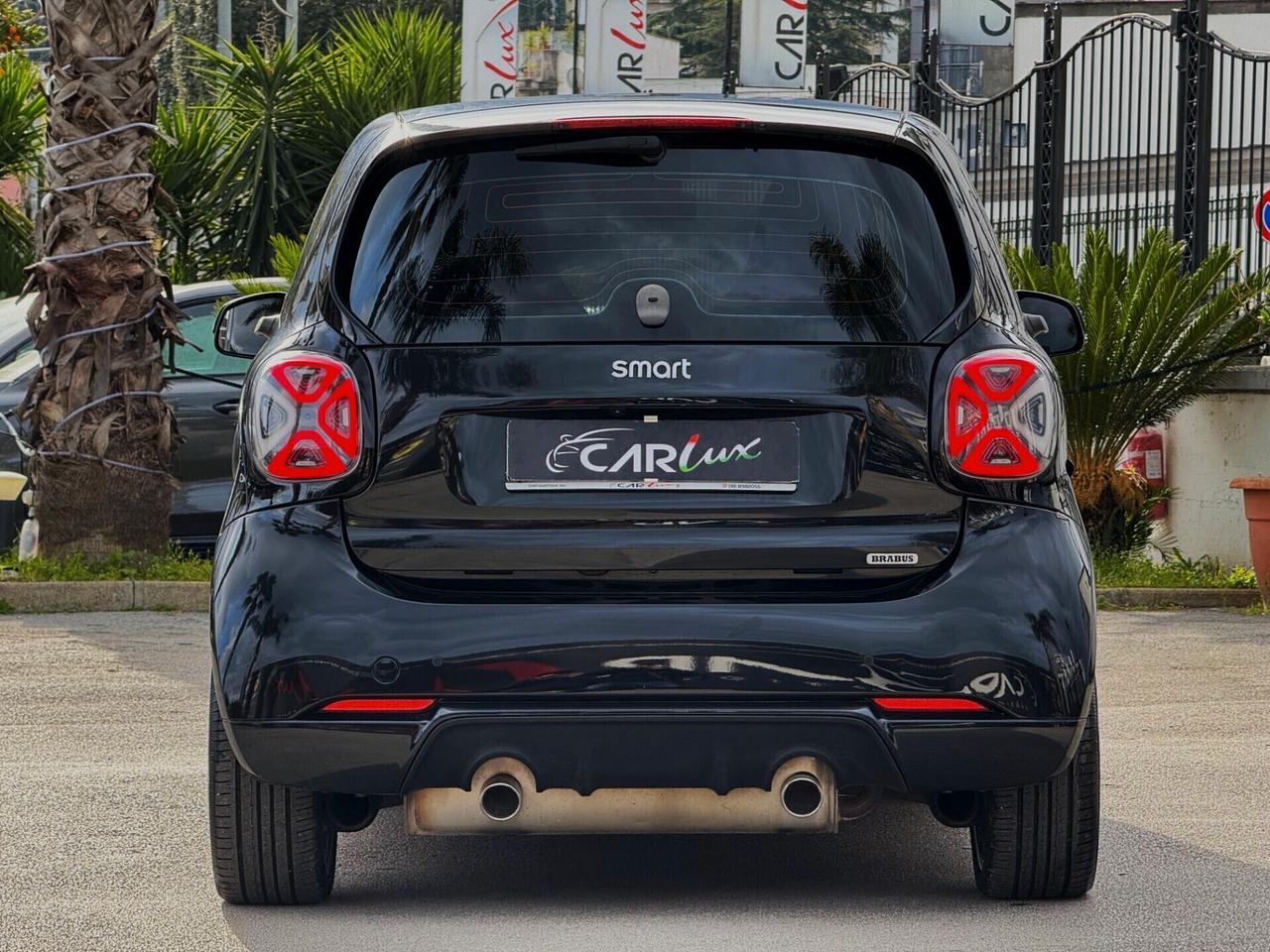 Smart forTwo 0.9 T Brabus Xclusive 109CV Twinamic