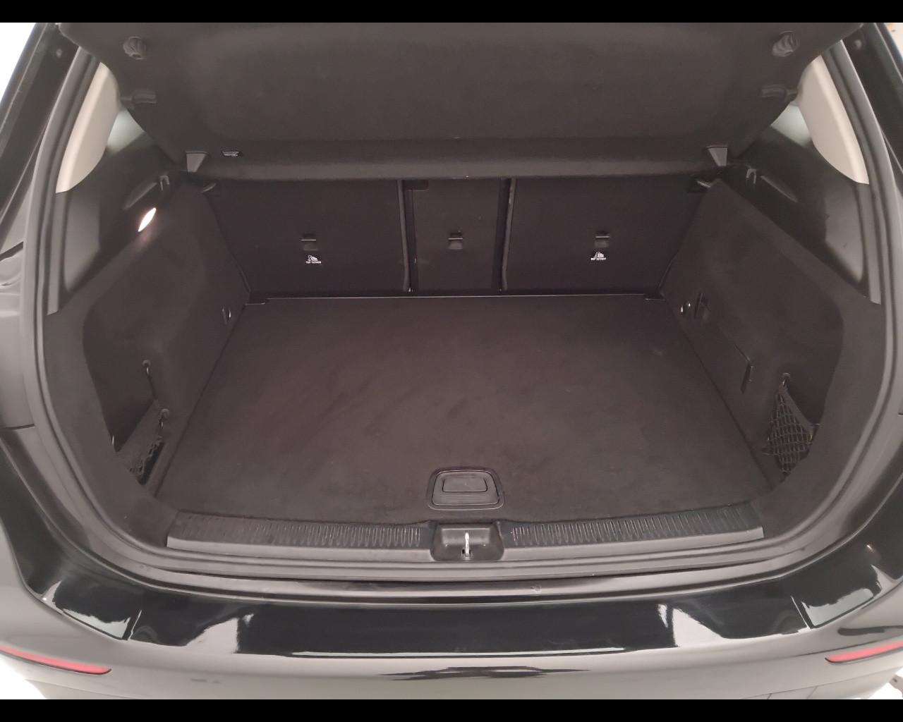 Mercedes-Benz Classe B - W247 2018 - B 180 d Sport auto