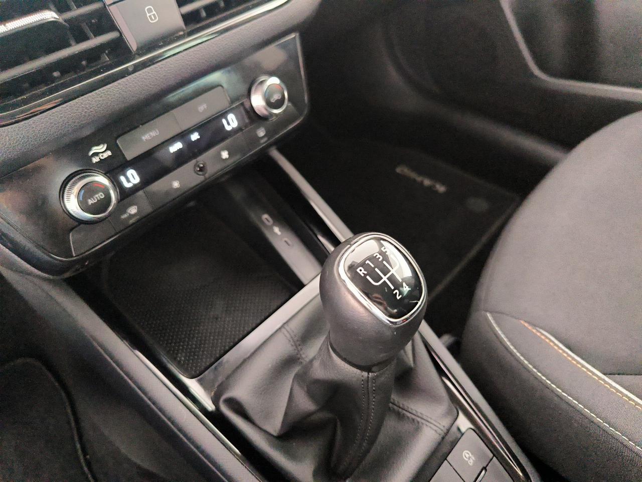 Skoda Kamiq 1.0 tsi black dots 95cv