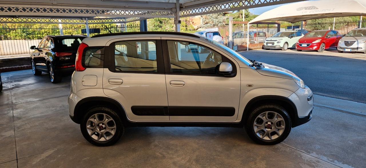 Fiat Panda 4X4 1.3 Mjt 75cv S&S LOUNGE