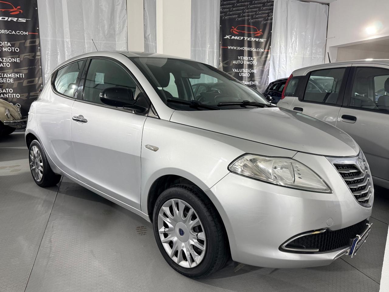 Lancia Ypsilon 1.2 69 CV 5 porte