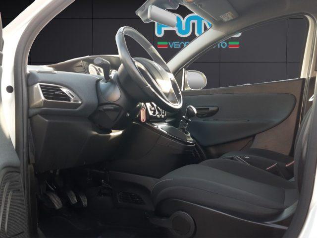 LANCIA Ypsilon 1.0 FireFly 5 porte S&S Hybrid Alberta Ferretti