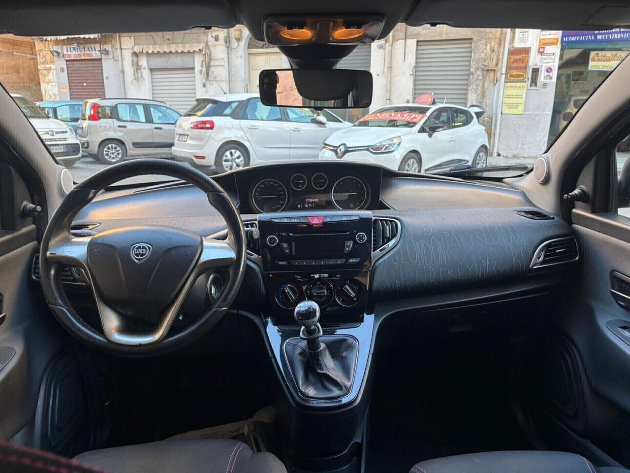 Lancia Ypsilon 1.2 69 CV Elefantino NEOPATENTATI FINANZIABILE
