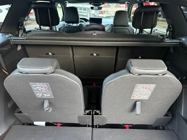 PEUGEOT 5008 BlueHDi 130 S&S EAT8 GT