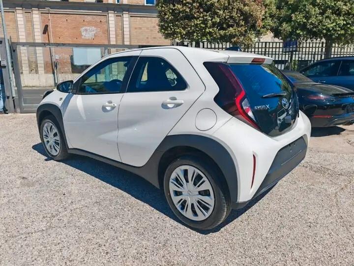 Toyota Aygo X 1.0 VVT-i 72 CV 5 porte Active KM0