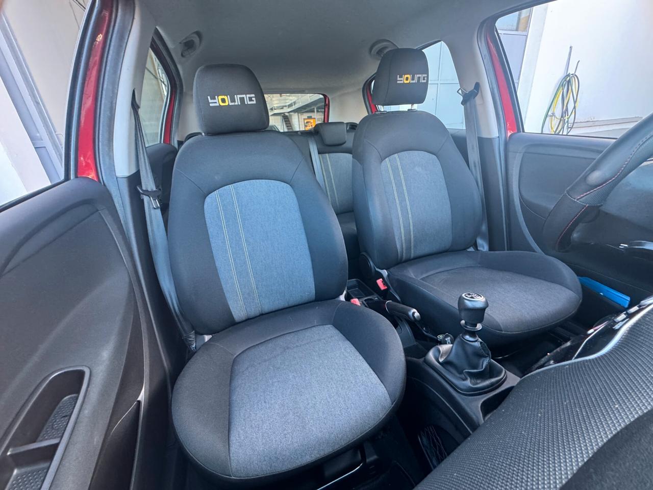 FIAT Punto 1.2 8V 5 porte Young ** NEOPATENTATI **