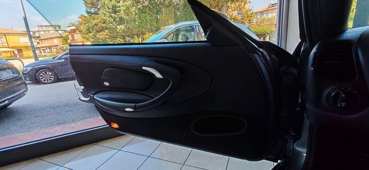 Porsche 911 Carrera cat Coupé