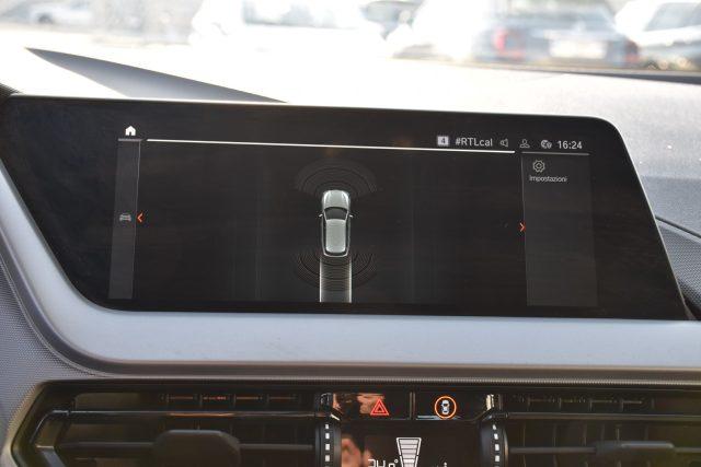 BMW 116 d 5p. Business Advantage