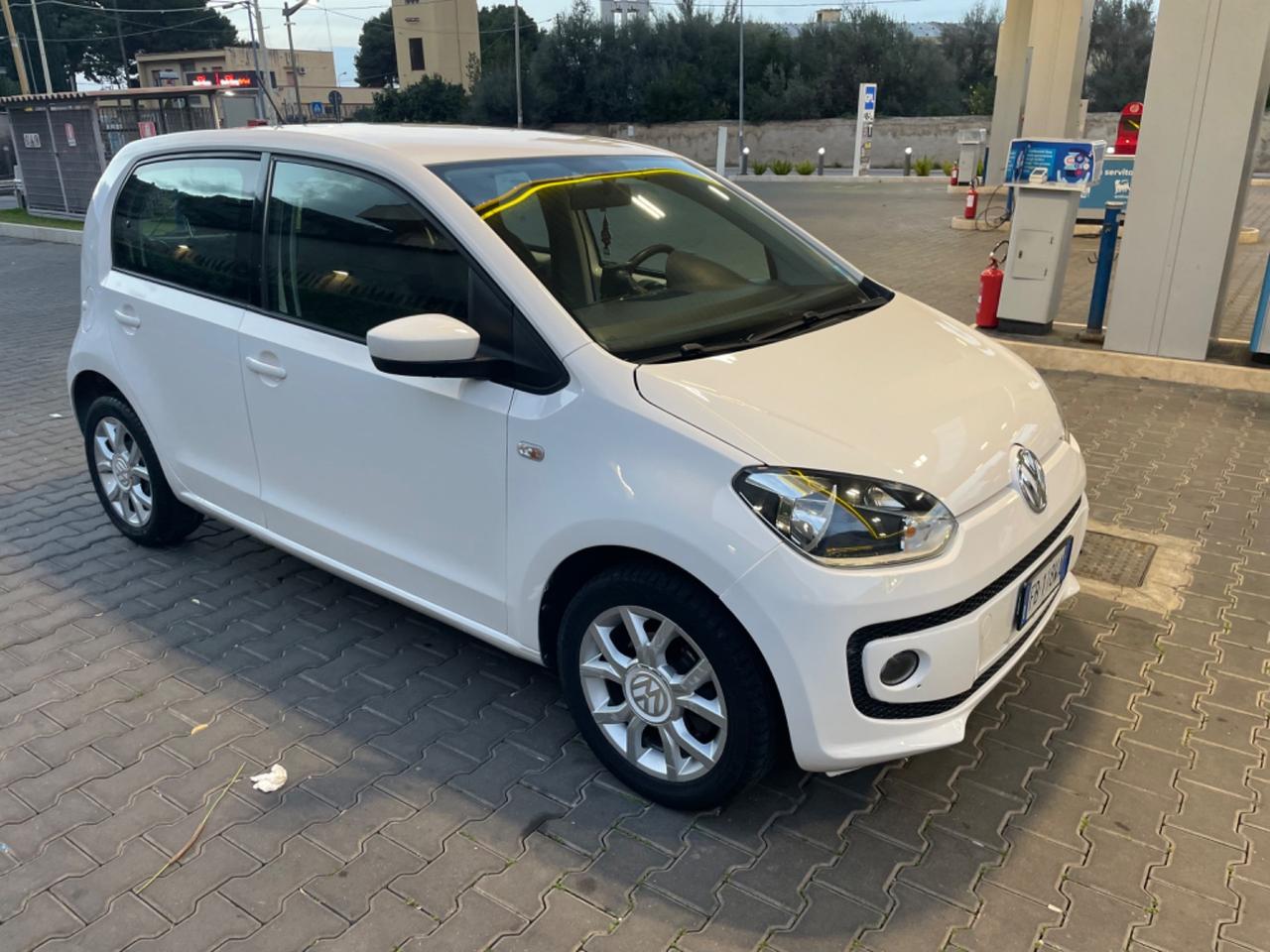 Volkswagen up! 1.0 5p. move up!